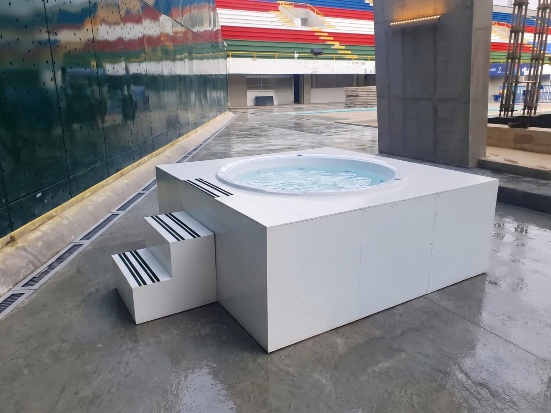 Jacuzzi — Piscinas + Químicos, Cali
